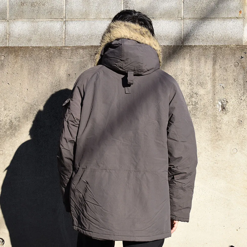 Carhartt 中綿入りパーカー パッファーコート 250104