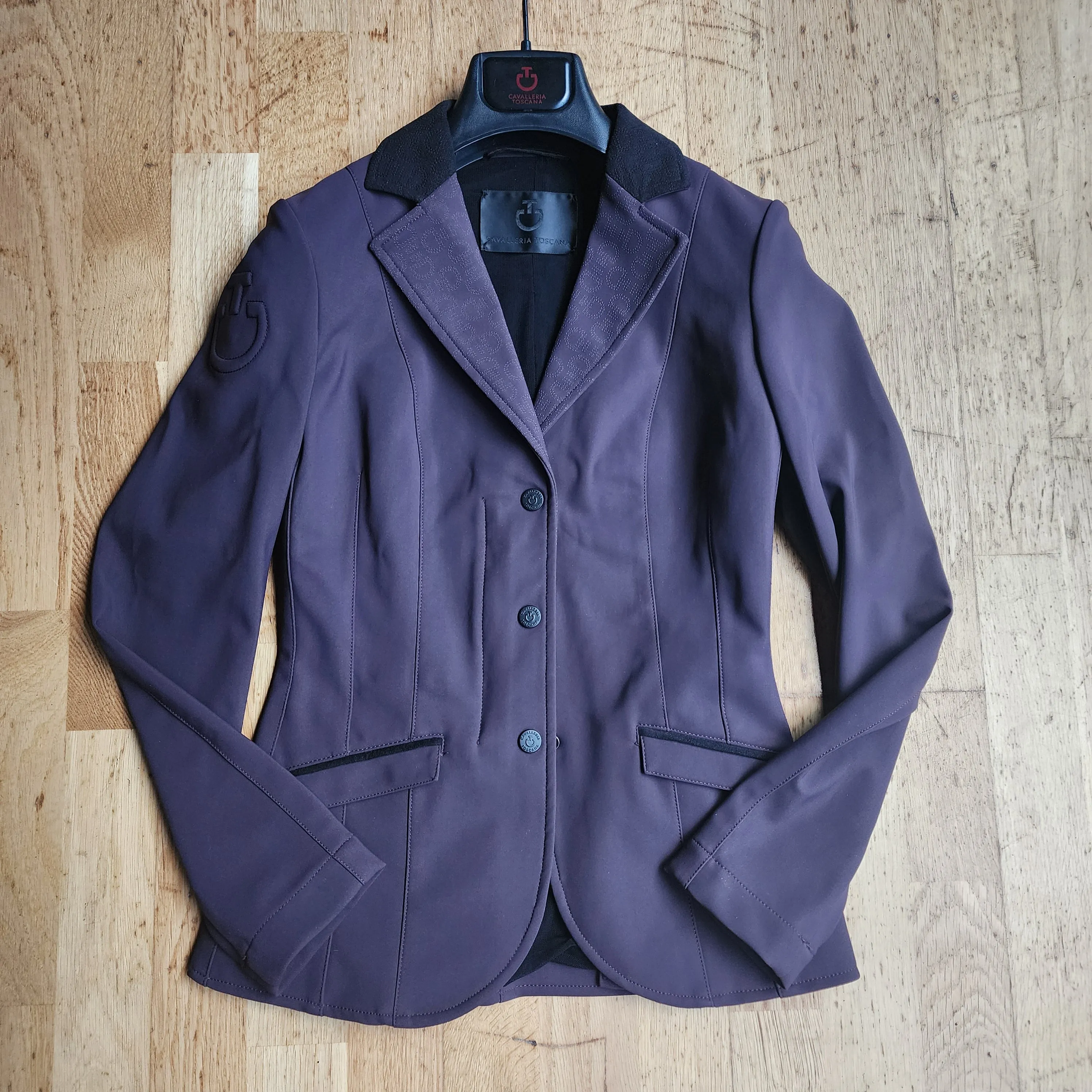 Cavalleria Toscana show jacket, ladies 4 (girls 10 to 12)