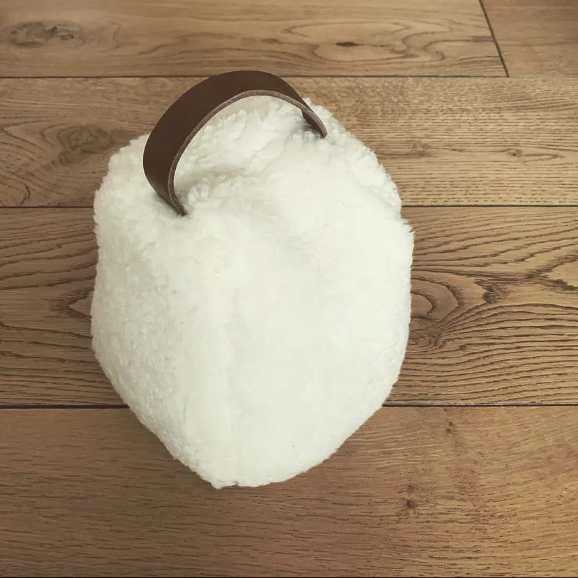 DOORSTOP SHEARLING | NATURAL