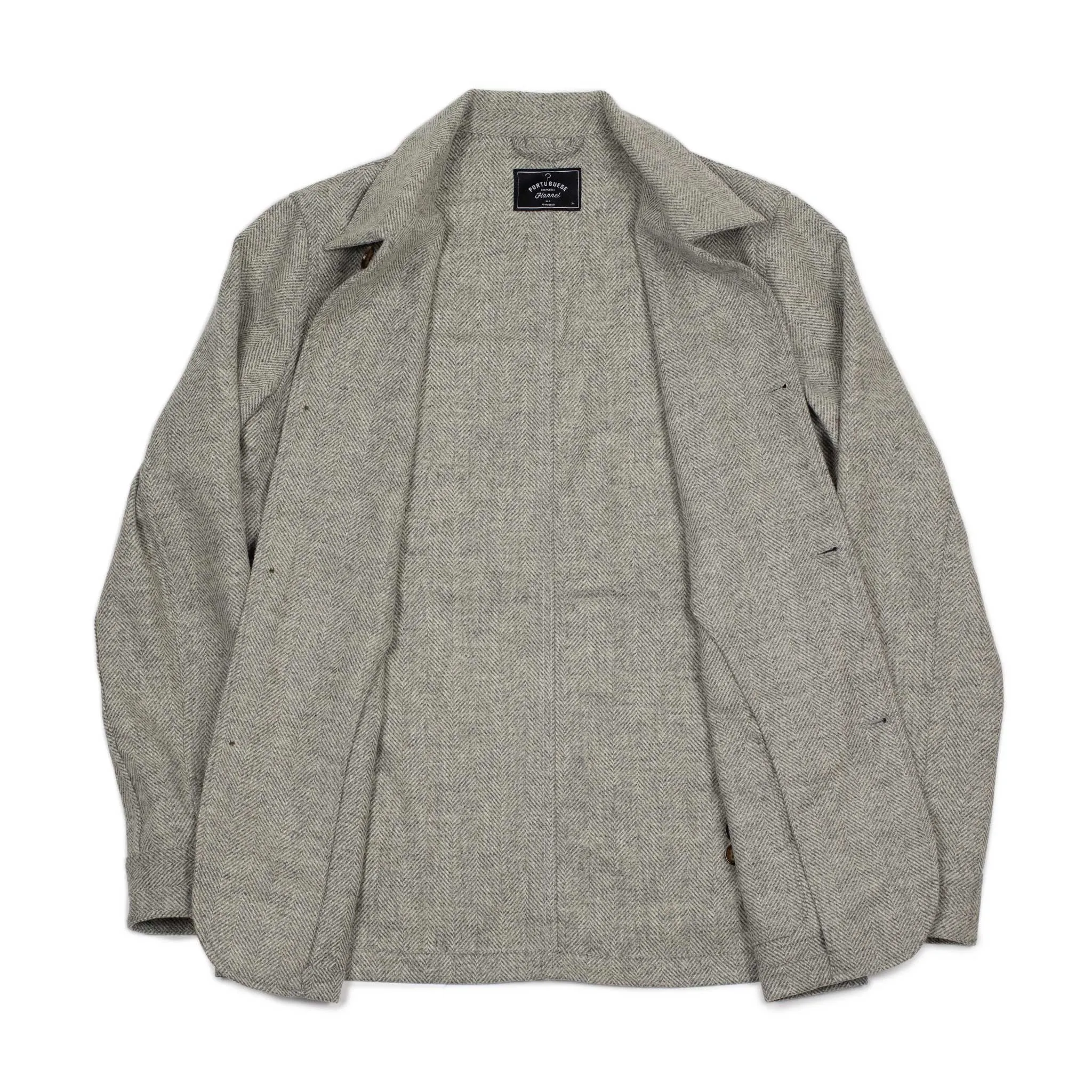 Labura chore coat in grey and cream herringbone brushed wool