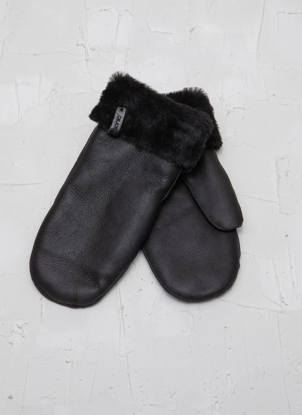 MILA CUFF Black Mittens