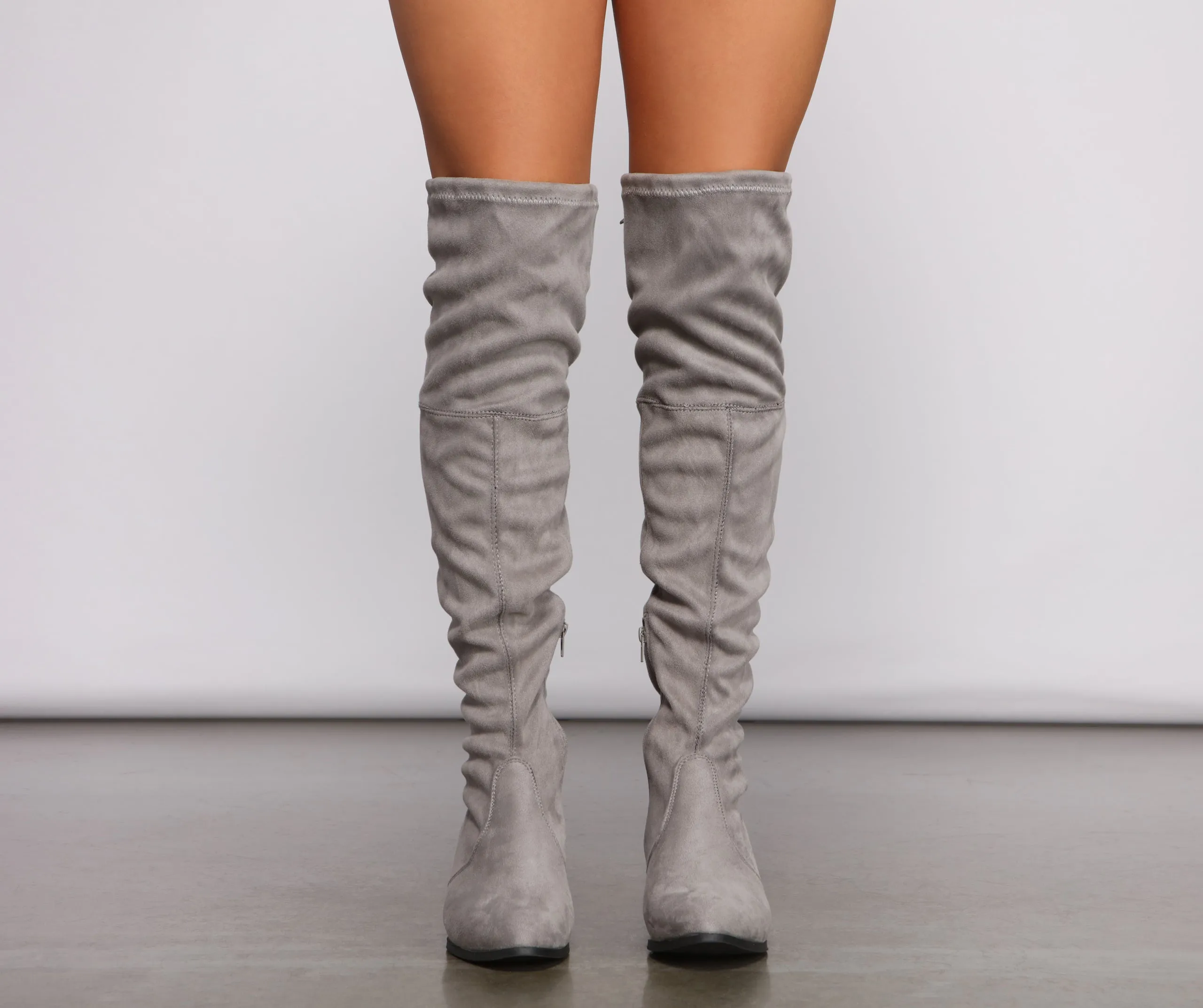 Stylish Must-Have Over The Knee Block Heel Boots