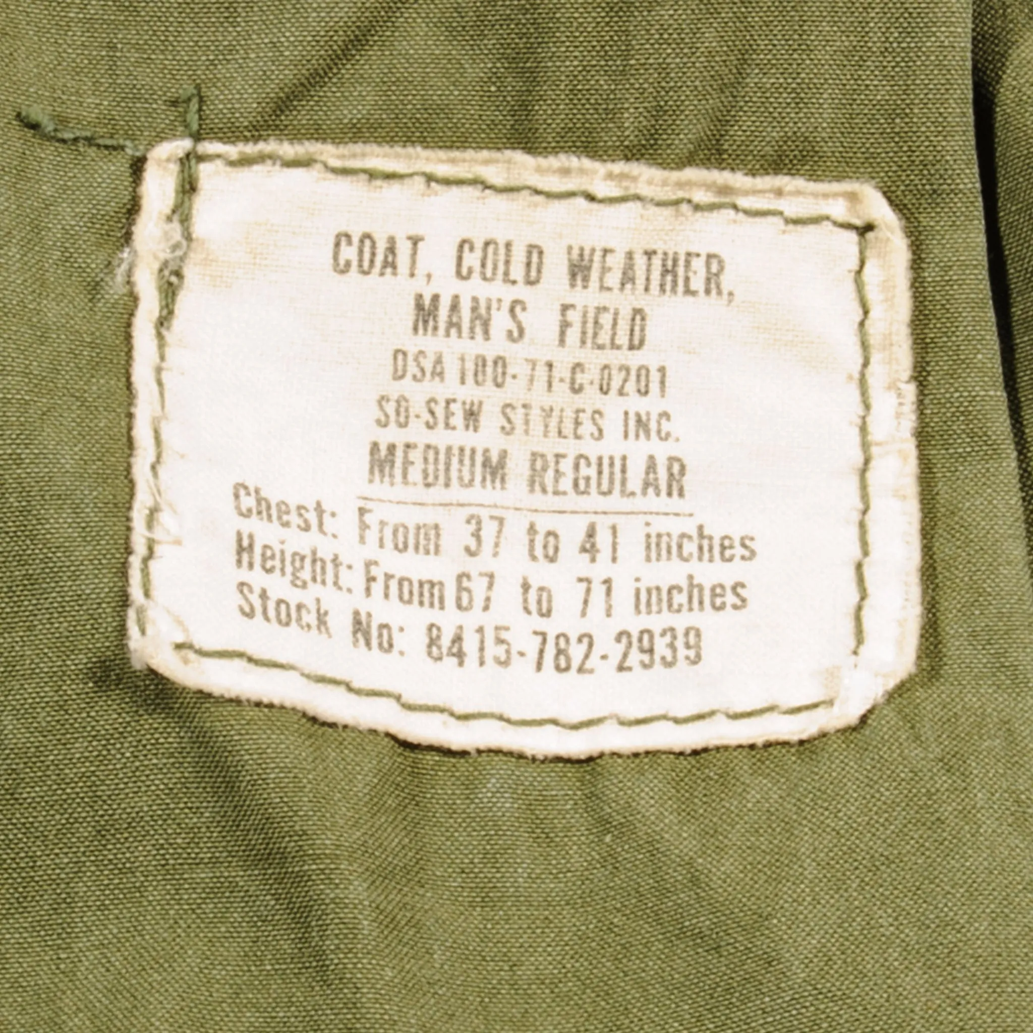 US ARMY M-1965 M65 FIELD JACKET 1971 VIETNAM WAR STENCILED SIZE MEDIUM REGULAR